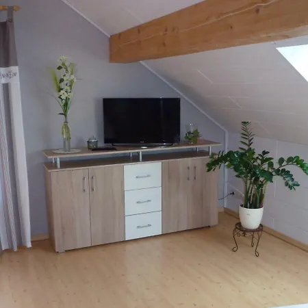 Apartament Familie Schultheis Marjoss